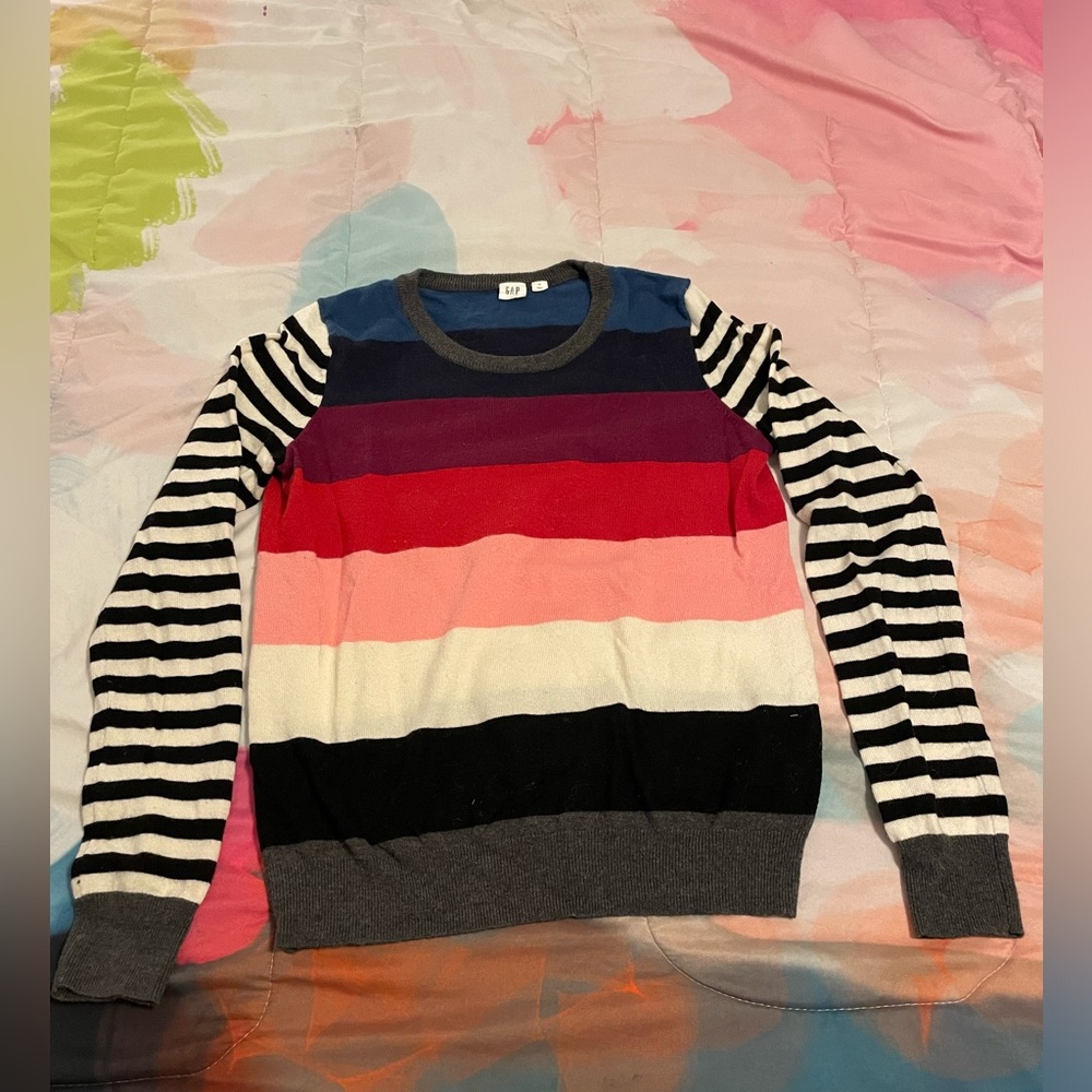 Gap Multicolored Striped Sweater - Medium